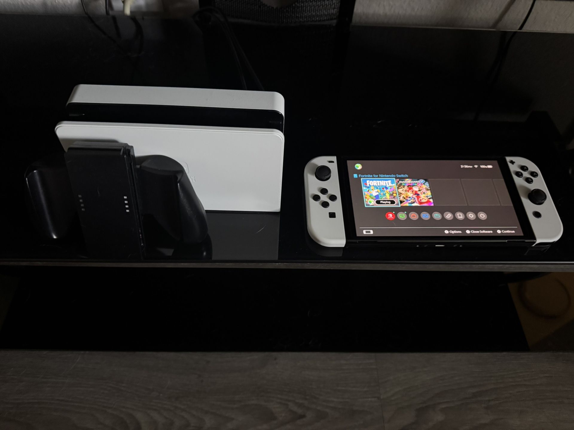 Switch White (OLED)