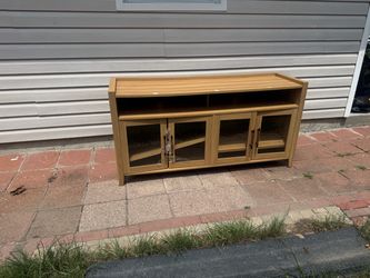 Tv stant