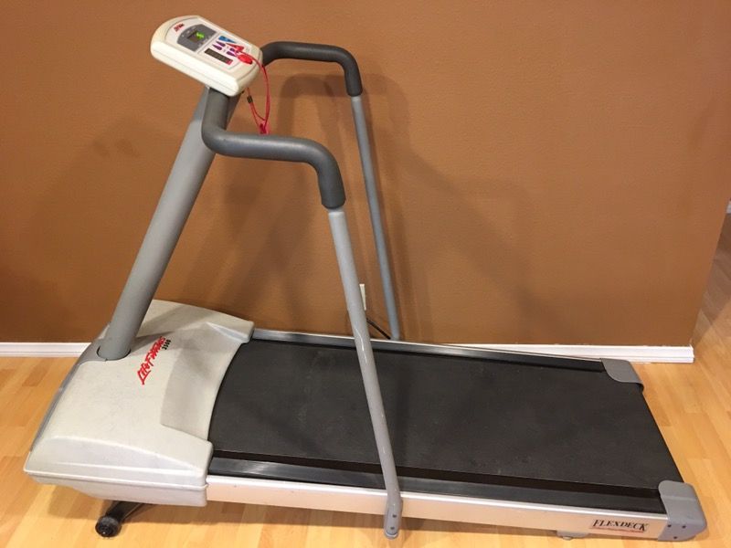 Life Fitness LifeStride TR-3500 Treadmill Exercise Maxine LifeStride TR3500