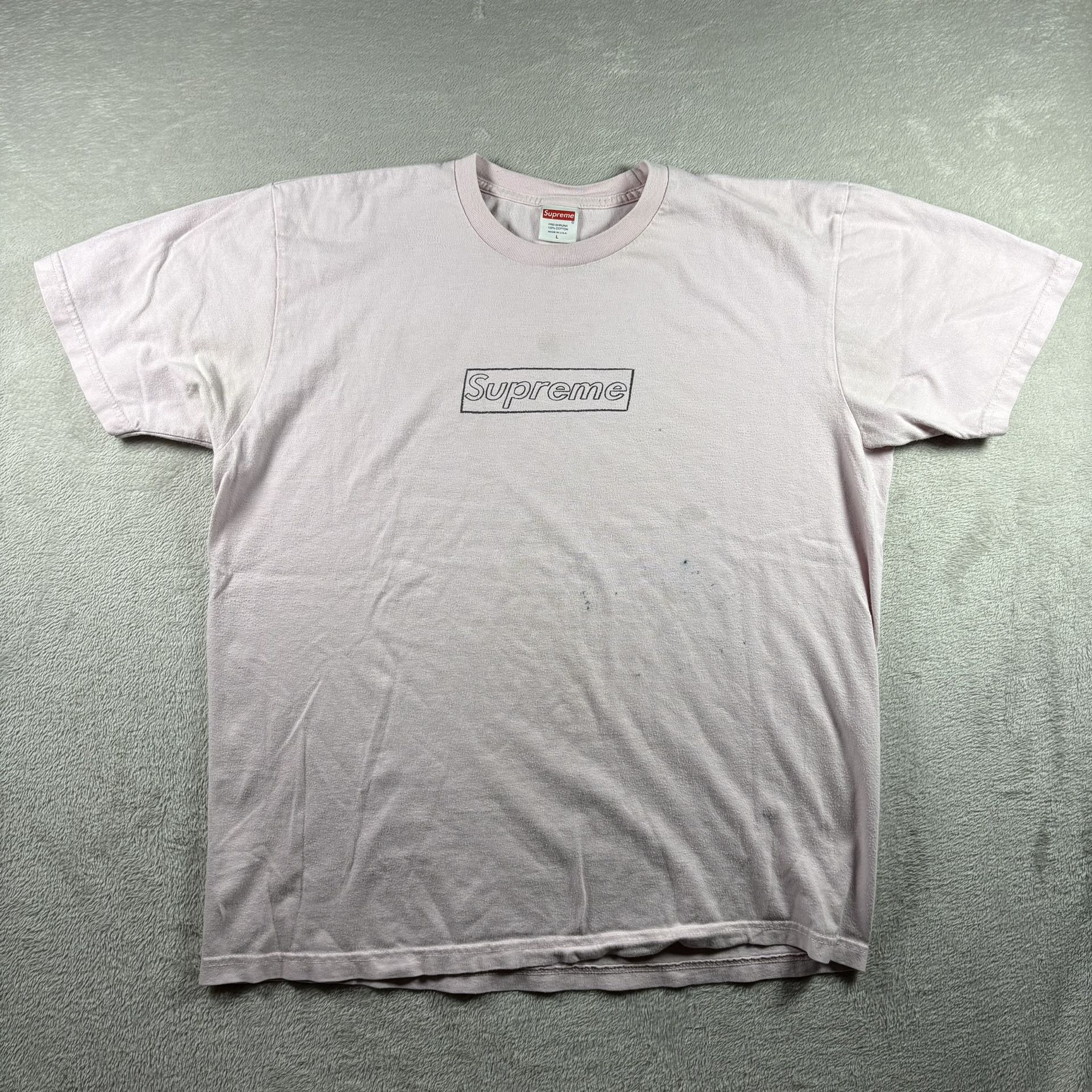 Supreme Kaws Classic Logo Men’s L T-Shirt Pink Chalk Box Tee Distressed #1167