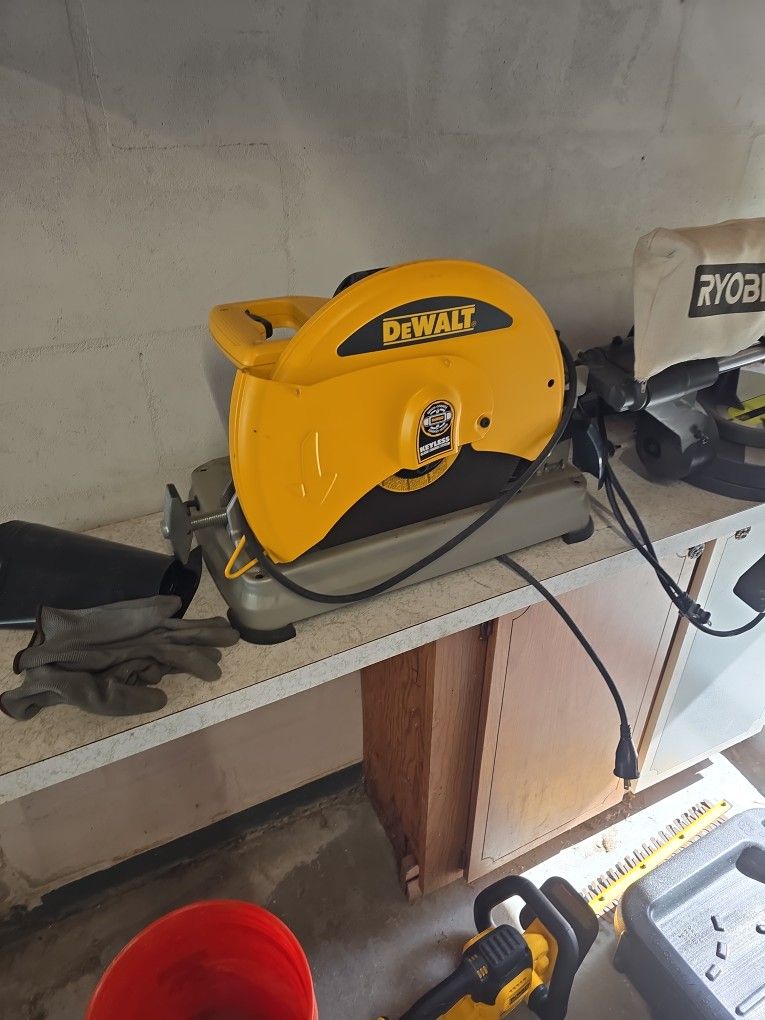 Dewalt Metal Chop Saw