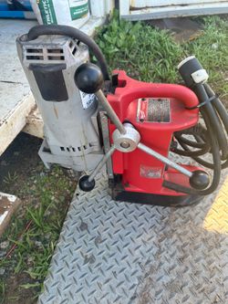 Milwaukee electromagnetic drill 3/4 (4262-1)