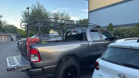 Half Ton Truck rack with bolts and 4 ladders