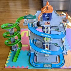 Adventure Force Ultimate Dinosaur City Garage