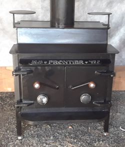 Frontier wood stove. for Sale in Forest Grove, OR - OfferUp
