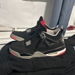 Jordan 4 Breds