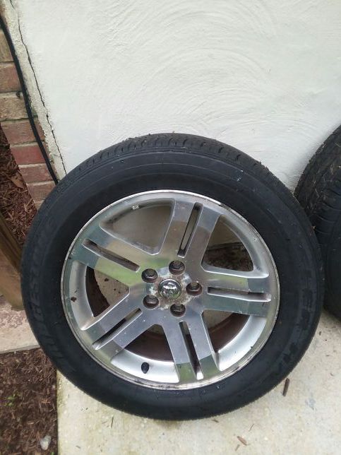 18 inch RT dodge charger rims and tires