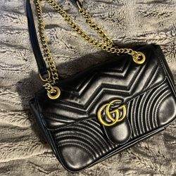 Gucci Marmont Shoulder Bag
