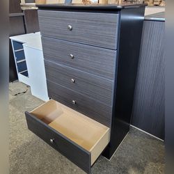 5 Drawer Dresser 