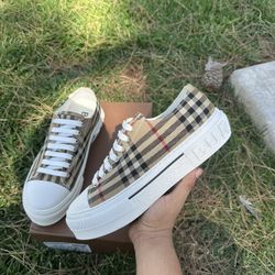 Burberry Shoes For Men 