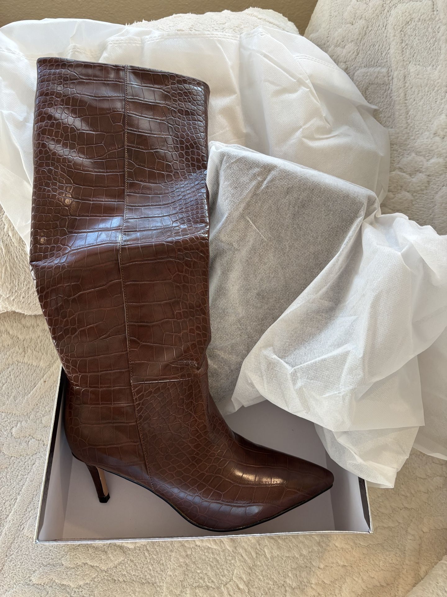 Guess Snakeskin Brown Boots