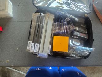 Cosmetics Make up