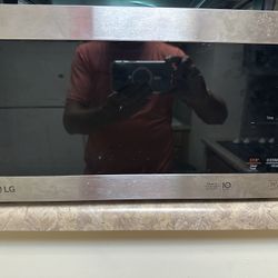 LG Smart Inverter Stainless/Black Microwave