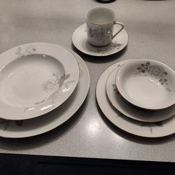 90 piece Johann Haviland Bavarian German China