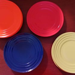 Rachel Ray. 8 Inch Double Ridge, Luncheon Plates, Desert Plates,. Multi Color.