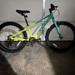 Haro Kids Flightline 24 Plus  Bike - $310 (Ages 7-13)