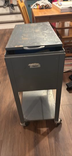 Oxford Industrial File Cabinet on wheels