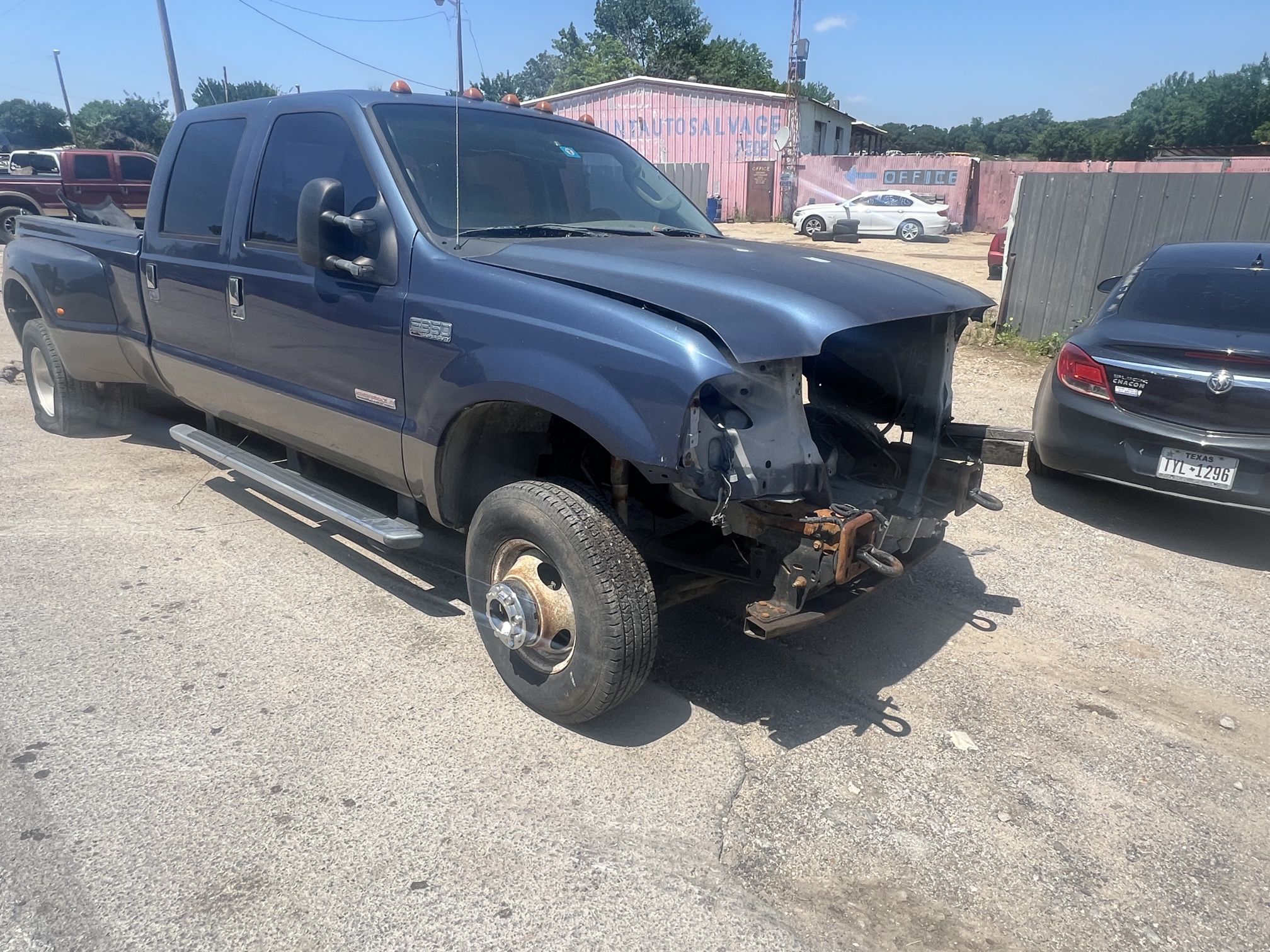 2004 Ford F350 - Parts Only #ED2