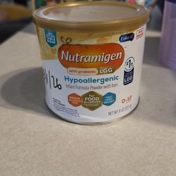 Baby formula Nutramigen Hypoallergenic