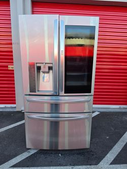 LG STAINLESS STEEL FRIDGE ***30 CU FT***