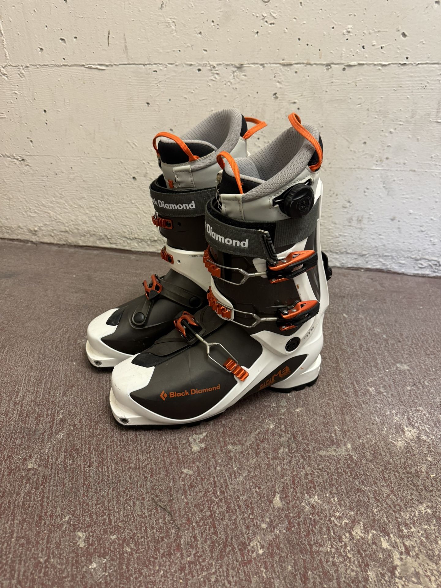 Men's Touring Ski Boots Size 9 Black Diamond Prime Touring 