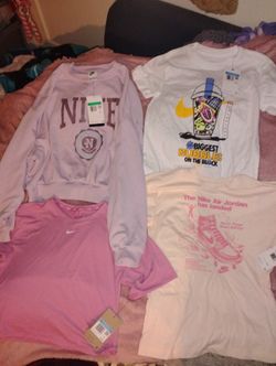 Nike Girls Size Med Throug Xl