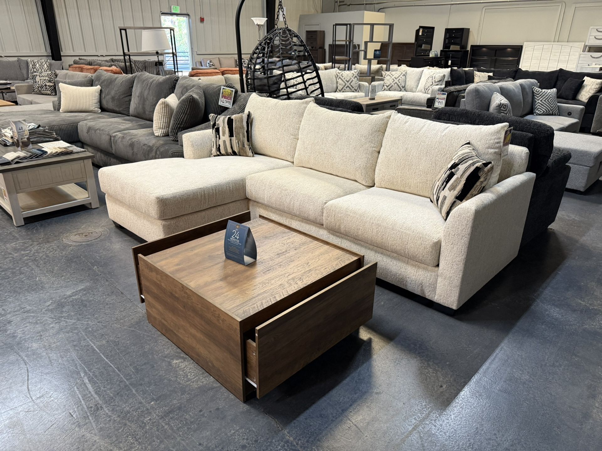 2pc Pompeii Sectional