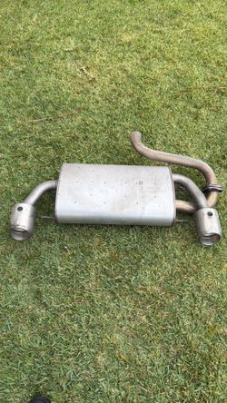 2017 Toyota GT86 / Scion FR-S / Subaru BRZ OEM Dual-Exit Axle-Back Rear Muffler Assembly