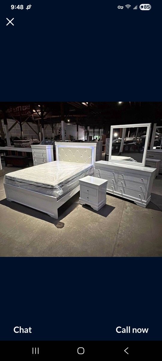 All Items On A Discount Price Complete Bed With Mirror And 2 Dressers