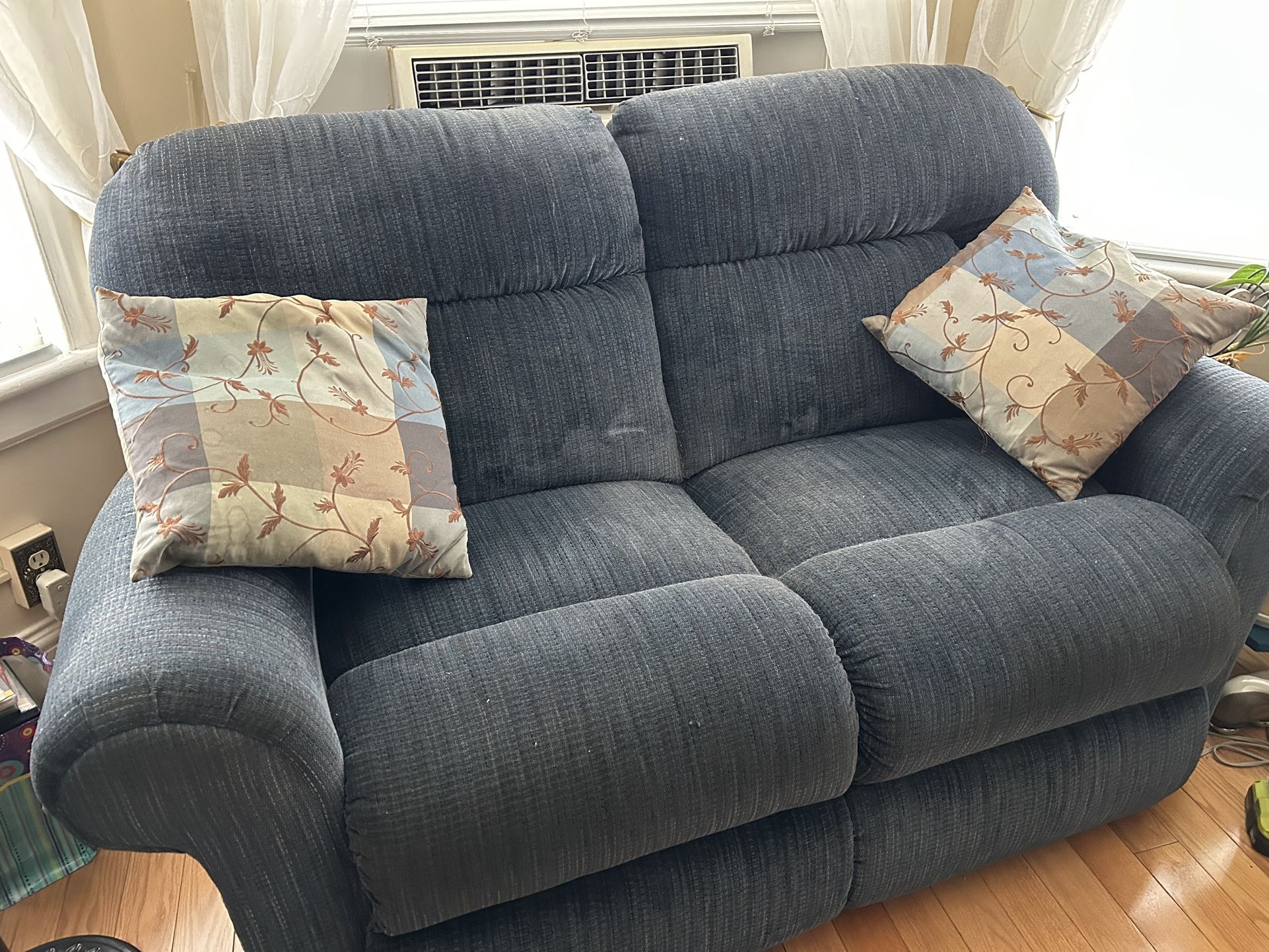 LAZBOY Reclining Loveseat for Sale