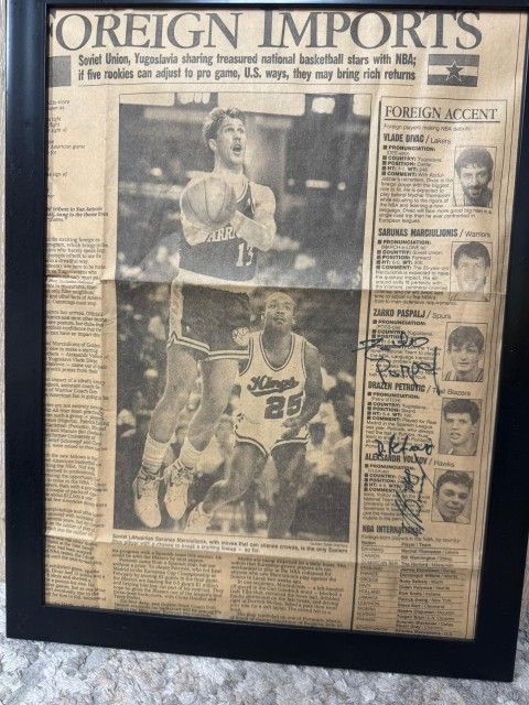 Autograph Drazen Prtrovic, Zarko Paspalj, Alessandro Volkov
Basketball 
Collection