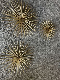 3 Gold Decorative Spike Spheres