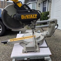 Dewalt 12-in Miter Saw