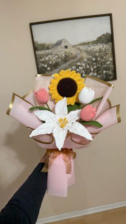 Crochet flower bouquets.