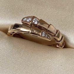 Rose gold ring