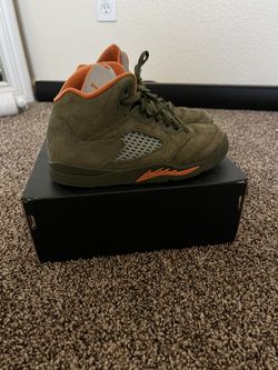 Retro Jordan 5s