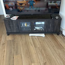 65 Inch TV Stand 