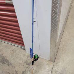 Shakespeare Continuum 7'6" Spinning Fishing Rod and Reel Combo