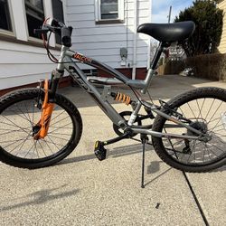 Huffy Valcon Boys 20” Mountain bike