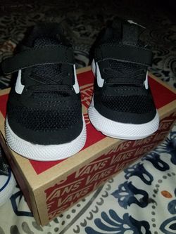 Toddler Van's size 5