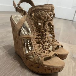 Size 6.5 CARLOS BY CARLOS SANTANA cork open to sandals
