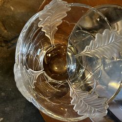Crystal Bowl With Unique leaf Design 
