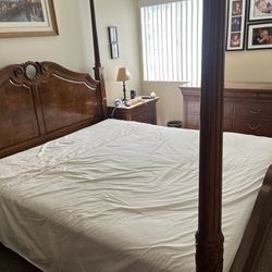 Thomasville Elysee Bedroom set - Used