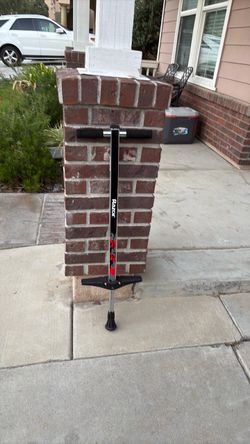 Pogo razor stick