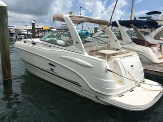 2005 Chaparral 270 Signature Cruiser w/ “Westerbeke Generator” Engines 120 Hours Volvo Penta I/O