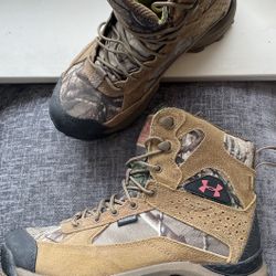 Under Armor Hiking Boots