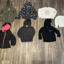 Jackets/Sweatshirts 