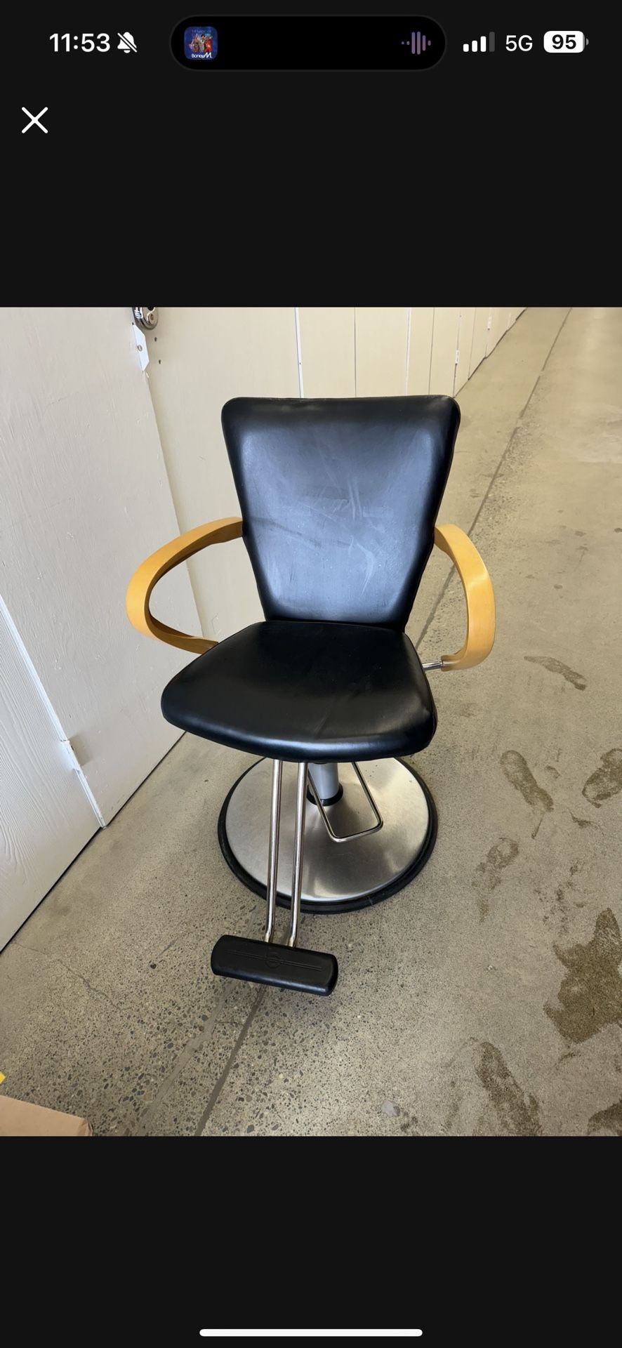 Belvedere Hydraulic Hair chair And Mat