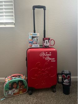 Disney Minnie Mouse Travel Bundle- Suitcase, Lunch Bag, Cups & Funko -$45