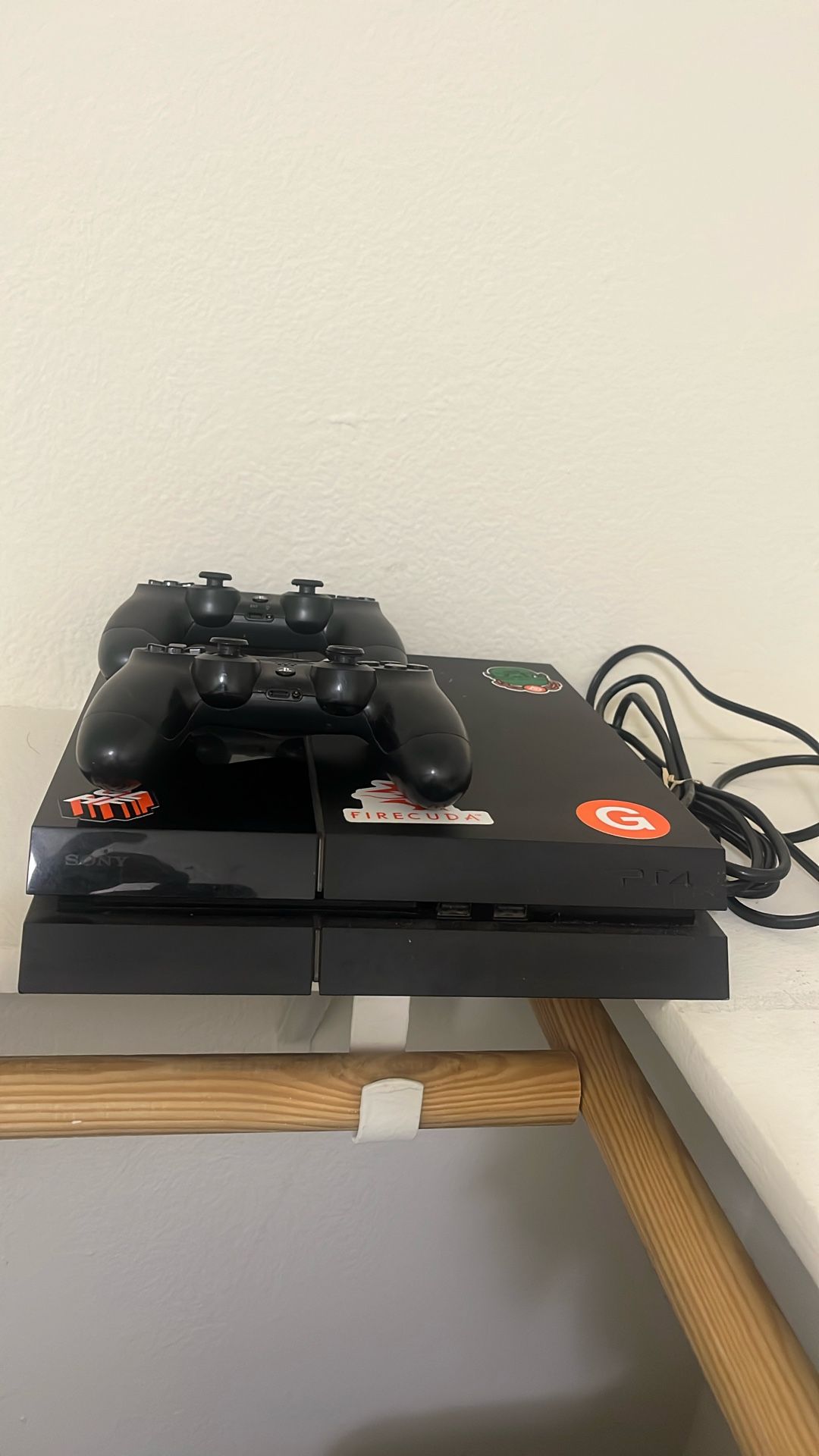 PS4